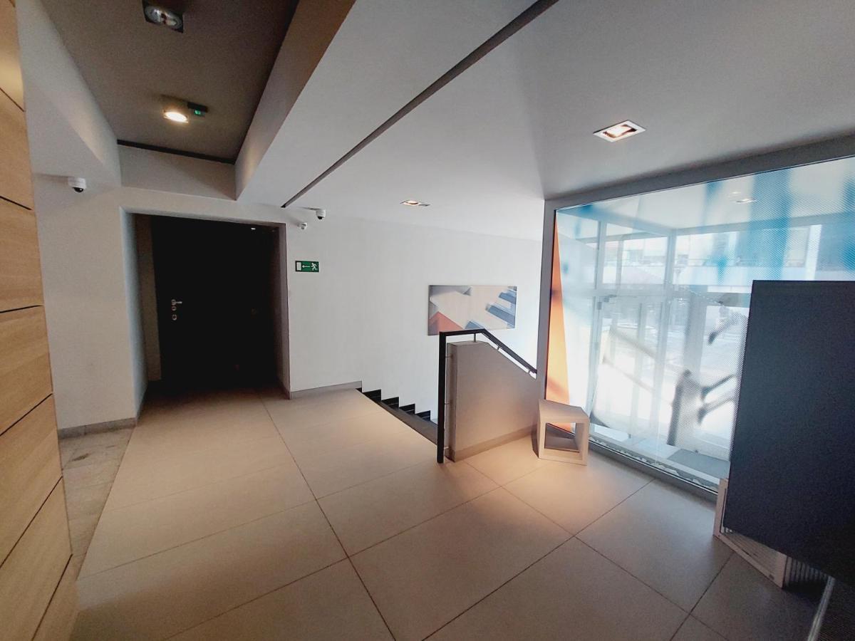 Central Apartments Garnizon 928 & Parking Gdansk Bagian luar foto