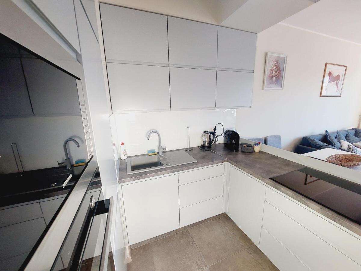 Central Apartments Garnizon 928 & Parking Gdansk Bagian luar foto